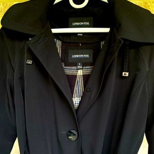 London Fog Coat. Beautiful Black with zip out liner. Worn once